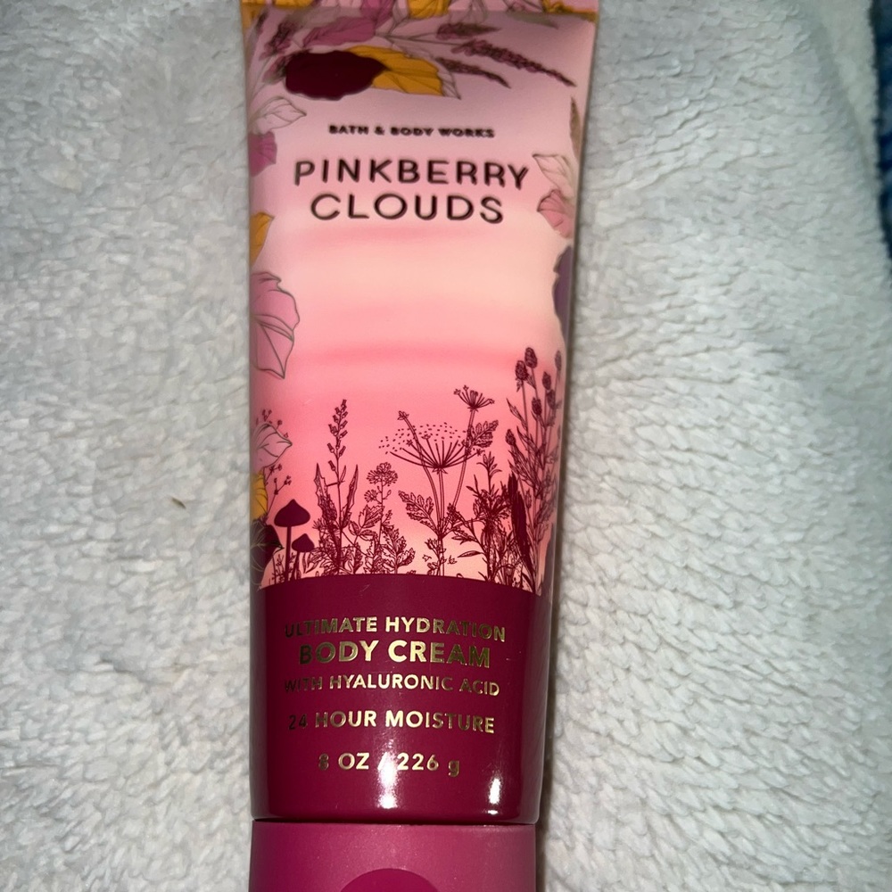 Bath & Body Works Pinkberry Clouds Body Lotion